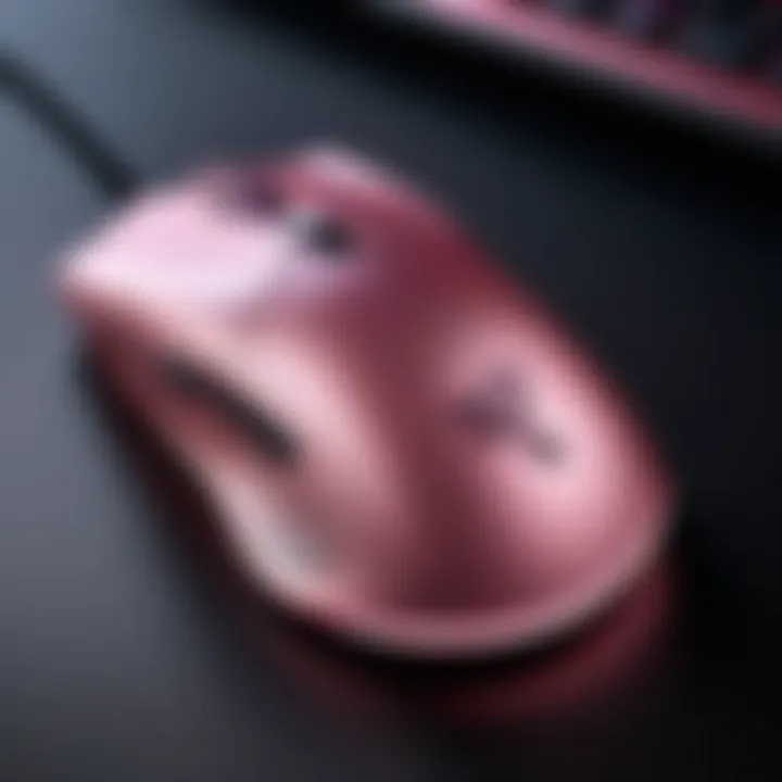 Ergonomic features of the Razer Pink Quartz Mouse